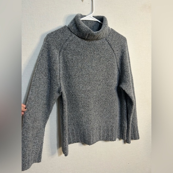 Classiques entier wool blend turtle neck sweater - Picture 5 of 5